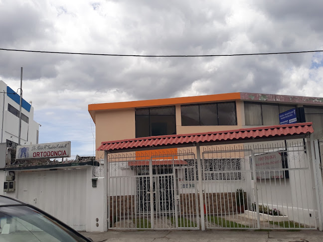 Clínica de Especialidades Odontológicas