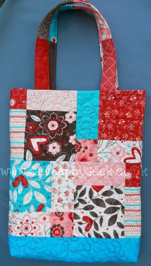 Tutorial Tuesday: Disappearing 9 Patch Tote Bag