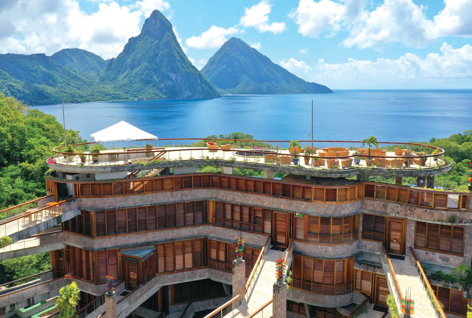 Jade mountain resort Luxurious Destinations For The Elite Traveler