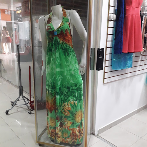 Opiniones de "Atelier Andrea" en Chiclayo - Tienda de ropa