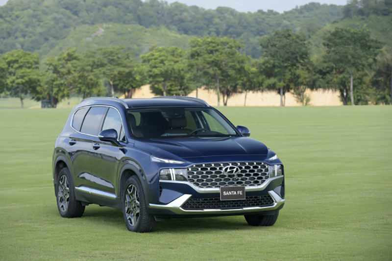 CUV, SUV cỡ D - Hyundai Santa Fe