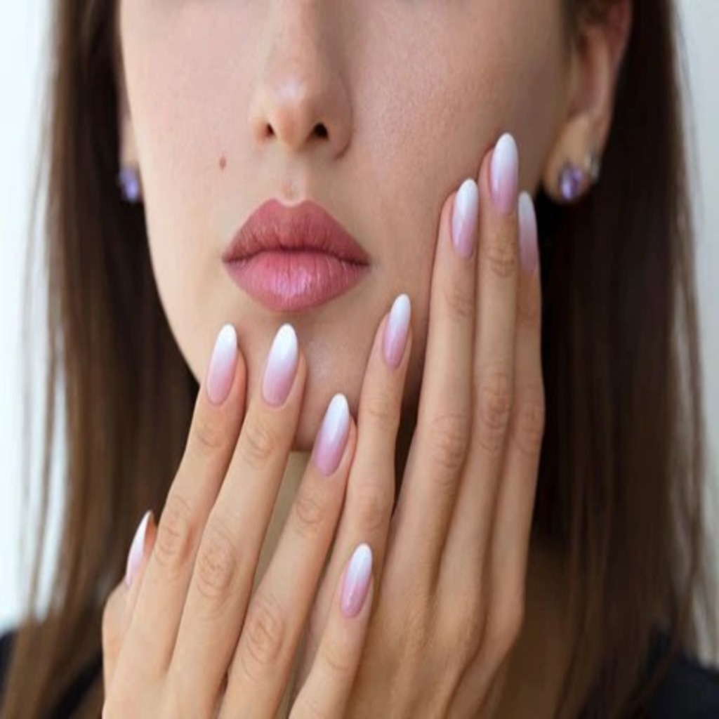 Ombre Classy Short Nail Design With Blend Shades
