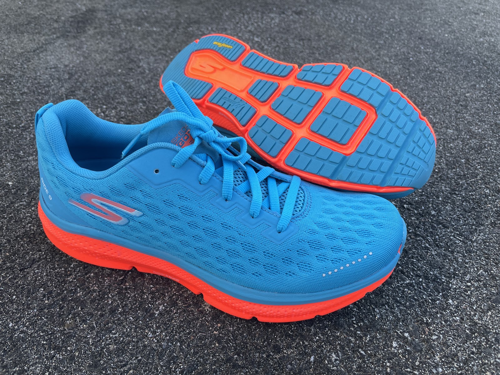 Road Trail Run: Skechers Performance GO Run Ride 9 Multi Tester Review:  Finally! And it is Great!