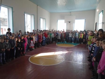 http://dikvik2009.ucoz.net/2016-2017part3/8_bereznja_sportzal-1.jpg
