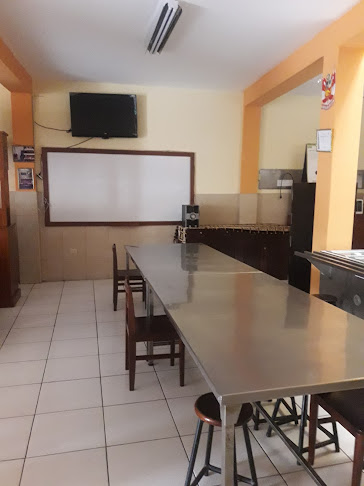 Centro De Educación Técnico Productiva Adita Zannier De Murgia - Huanchaco