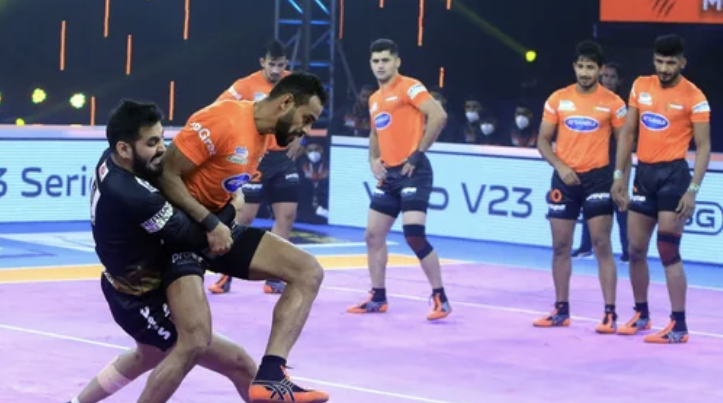 Telugu Titans scored only 2 tackle points in the first half