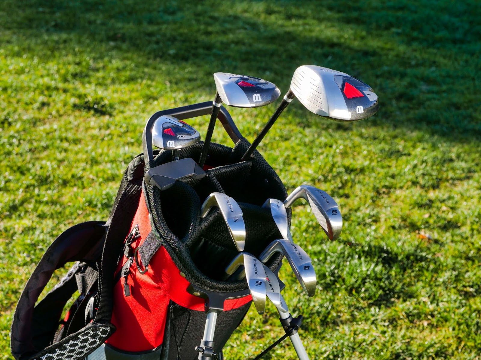 Golf bag with club can help improve your score at any age