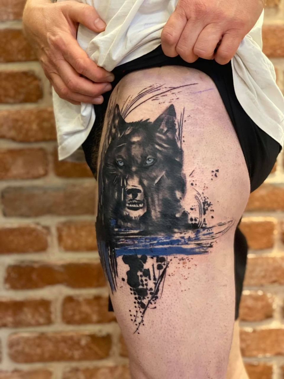 Black dog depression tattoo (What it means)