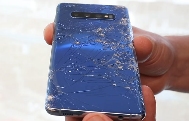 Galaxy S10 With Cracked Screen