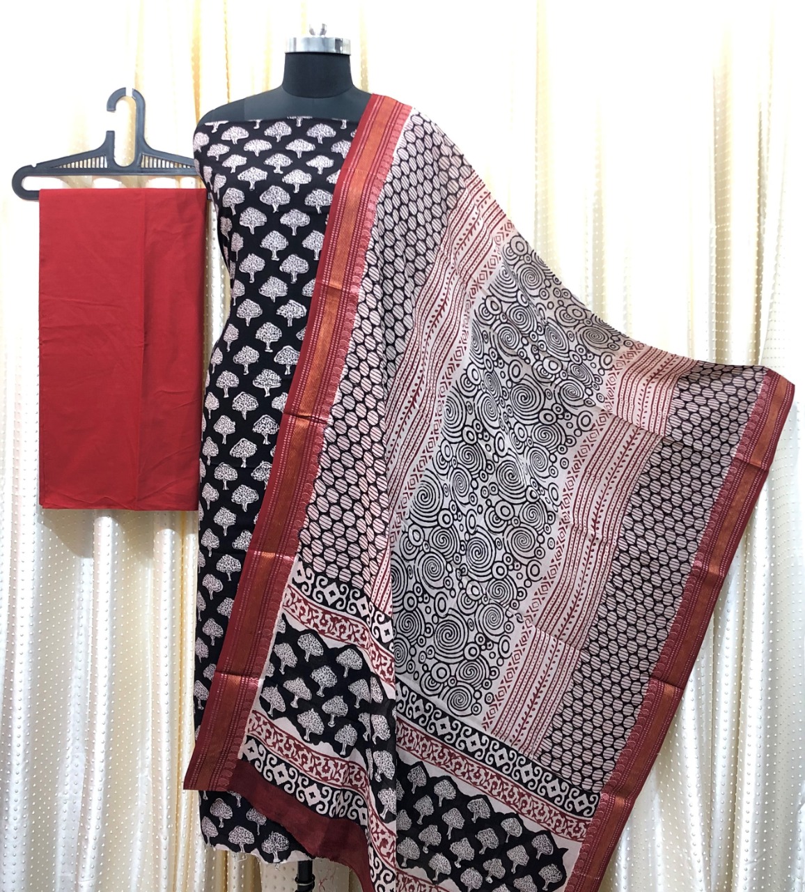 HANDBLOCK PRINTED MANGALGIRI COTTON SUIT SET