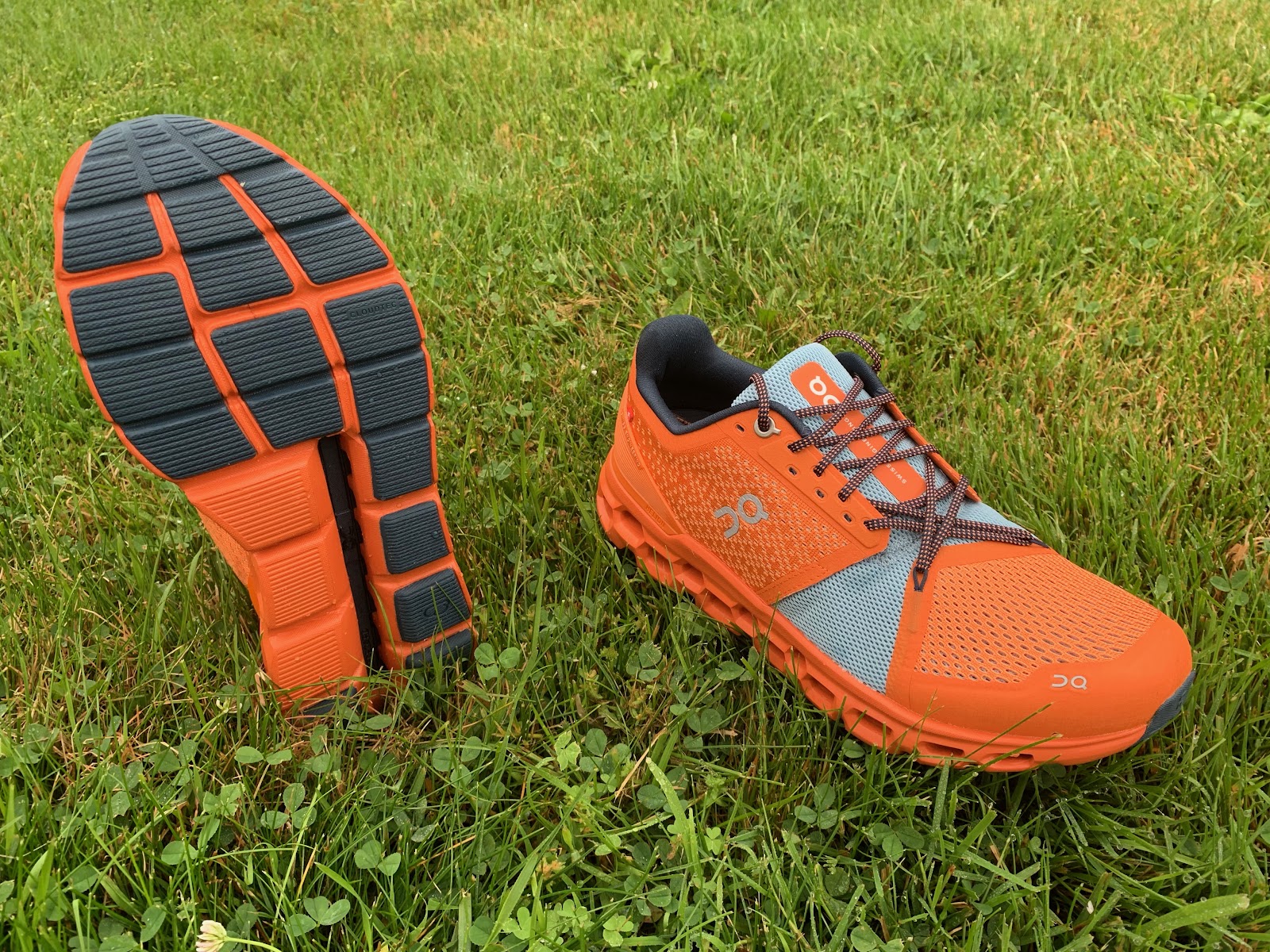 Road Trail Run: ON Running Cloudstratus Review: Swiss Engineered Heavy ...