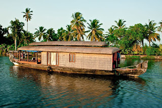 Tourist places in kerala