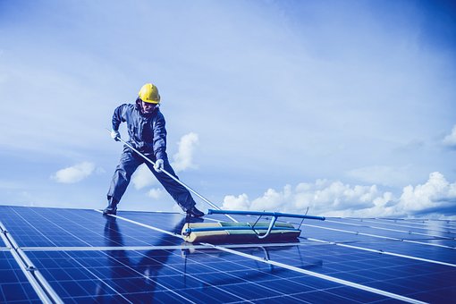 Apa Saja Keuntungan Memasang Panel Surya di Rumah? 
