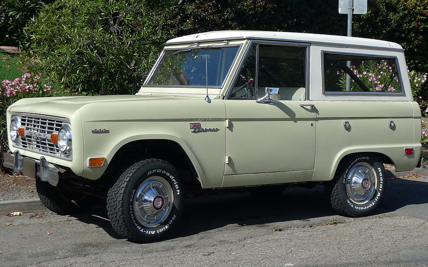 first-generation Ford Bronco