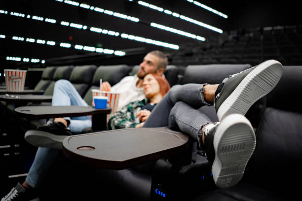 Jaga sikap selama di bioskop (Photo: Getty Images)