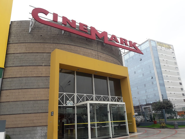 Cinemark - San Miguel