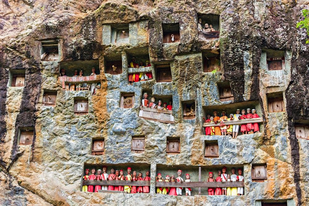 https://www.pegipegi.com/travel/wp-content/uploads/2019/03/2-Tau-tau.jpg