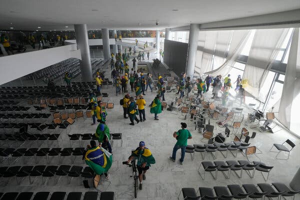 Protesters inside the Planalto Palace, where Brazil’s new president, Luiz Inácio Lula da Silva, was inaugurated a week ago. 