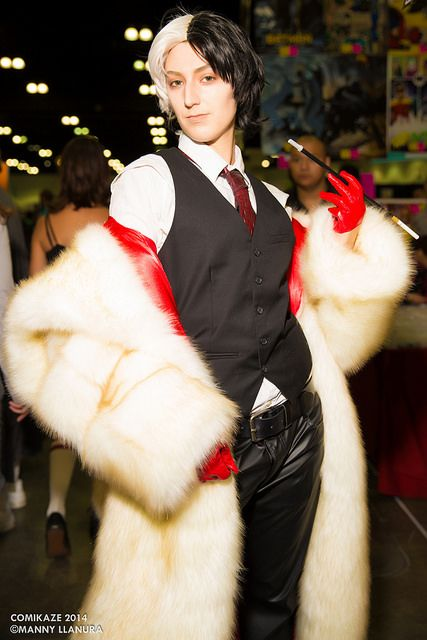 Another picture of a guy showing off his Cruella look