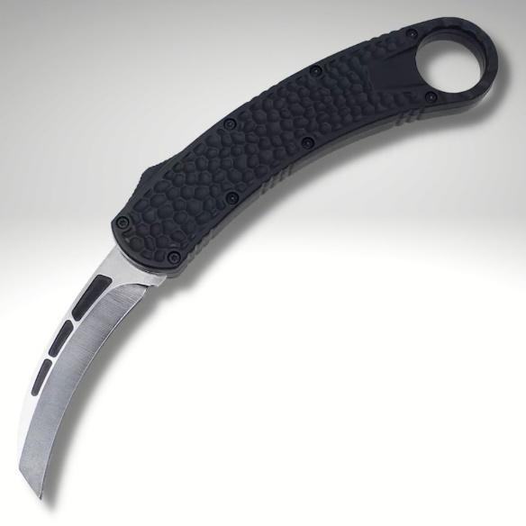 A knife with a handle

Description automatically generated with low confidence