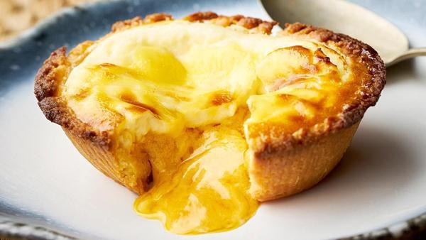 C:\Users\Owner\Downloads\salted-egg-lava-cheese-tart-50311537.jpg