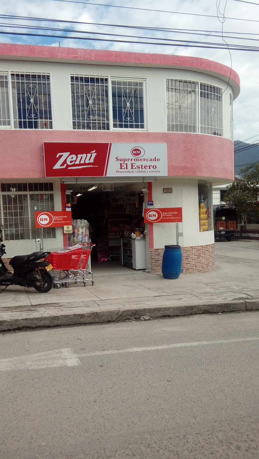 Supermercado El Estero