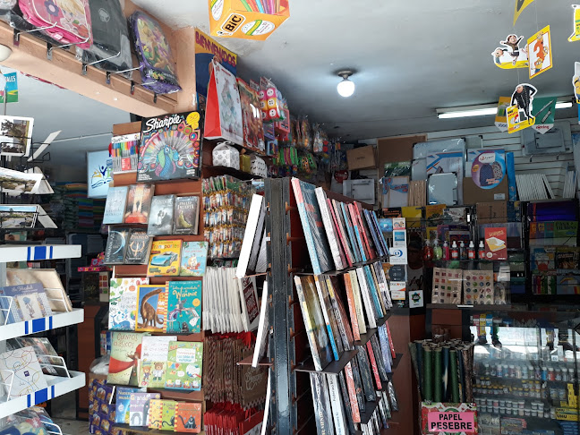 Librería y Papelería Central - Cuenca