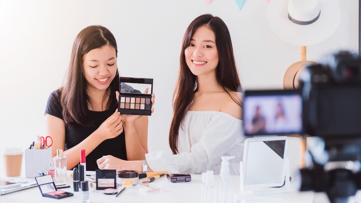Types of influencers: Two vloggers film a beauty routine