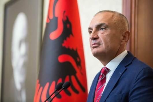 Διάβημα της Αθήνας στα Τίρανα: Ο Αλβανός Πρόεδρος πήγε σε έκθεση για τη  δήθεν «γενοκτονία των τσάμηδων»