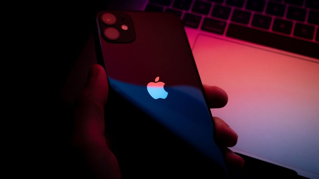 Apple iPhone 11 (Jonas Vandermeiren/Unsplash)