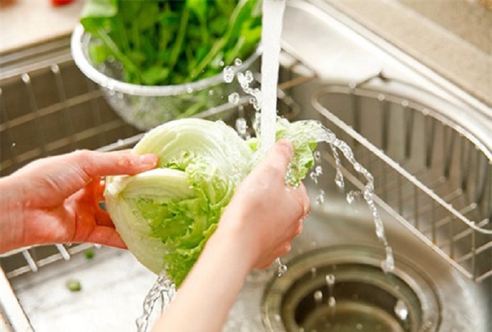 Ăn uống hợp vệ sinh để ngừa sán chó quay lại