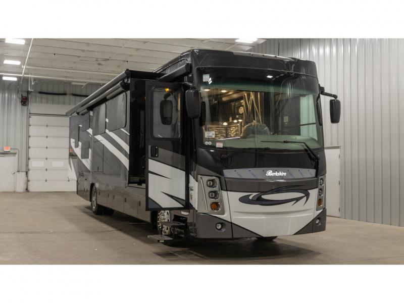 Find more family RVs for a price you’ll love at Motorhomes 2 GO!