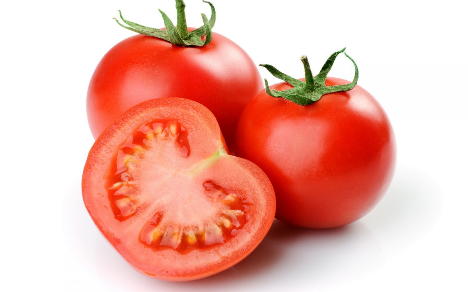 cách trị thâm mụn tự nhiên bằng cà chua