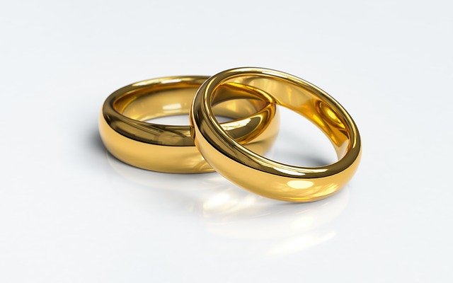 jewelry: ring
