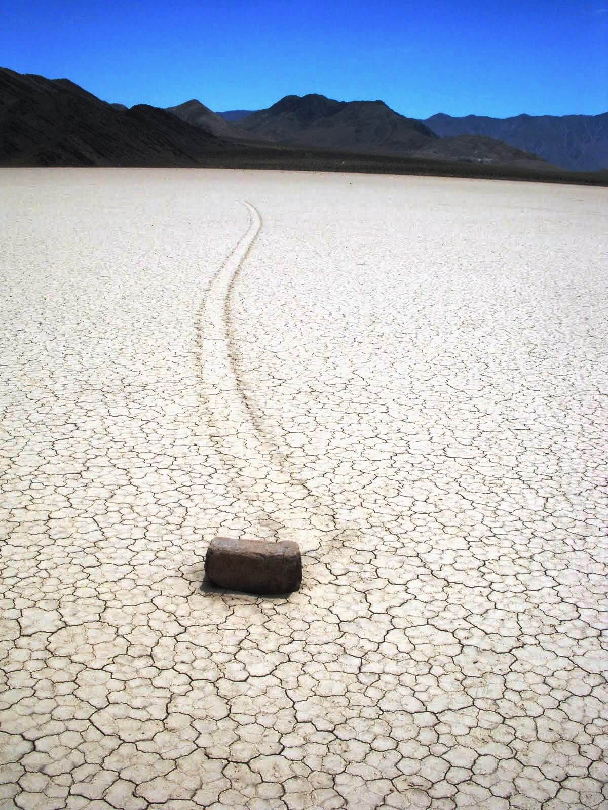 2 days in Death Valley, Racetrack Playa, Sailing Stones, Moving Stones