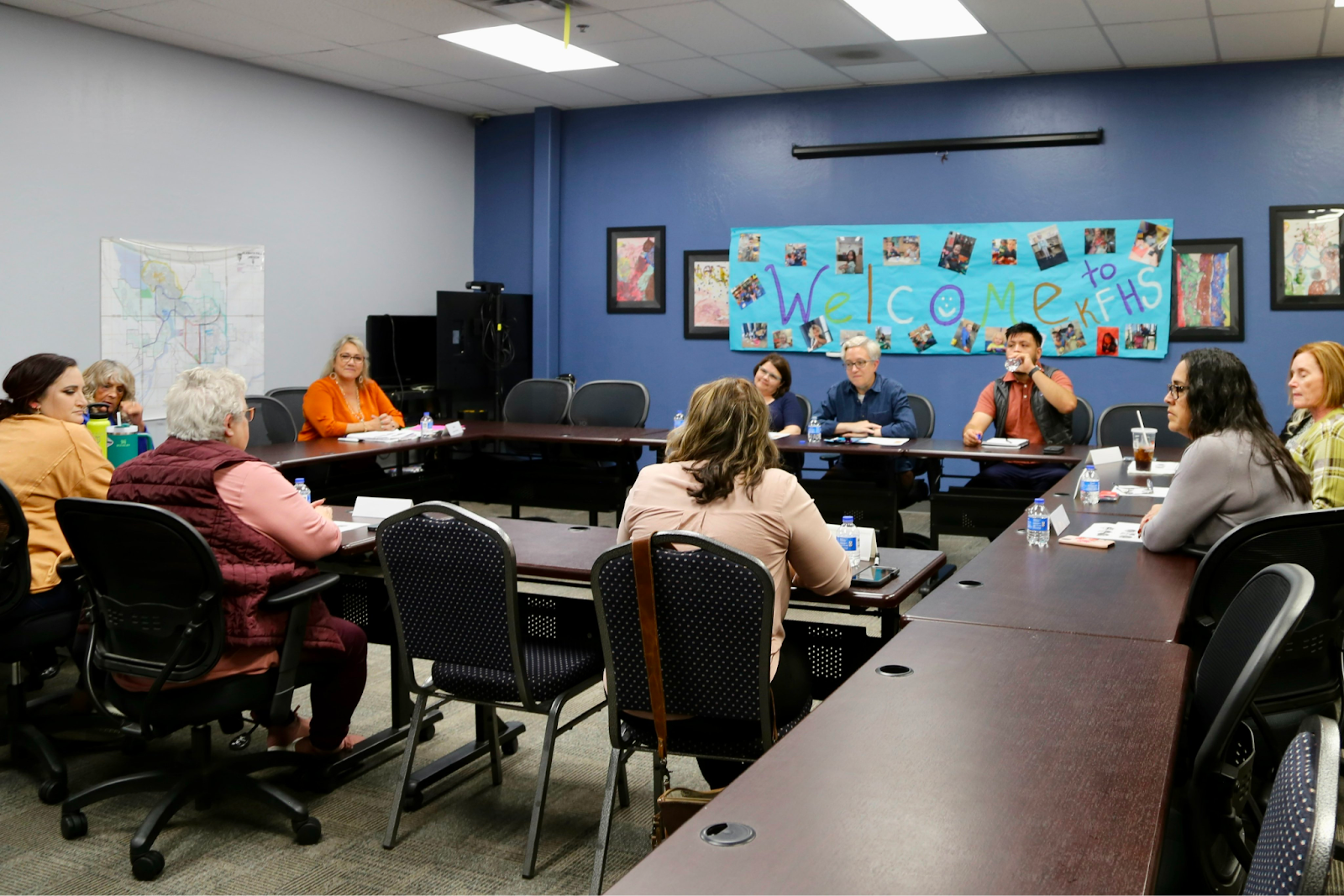 In Klamath County, the Governor and First Lady hold a roundtable discussion with early childhood leaders at Klamath Family Head Start.