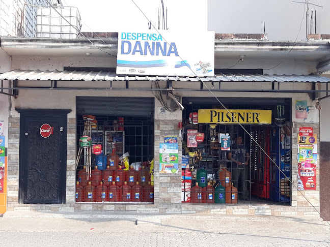 Despensa Danna y Óptica Premium - Durán