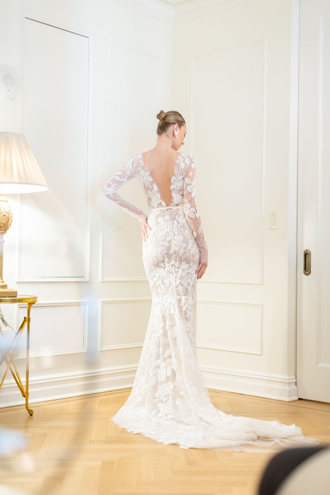 Stunning v lined back wedding dress.