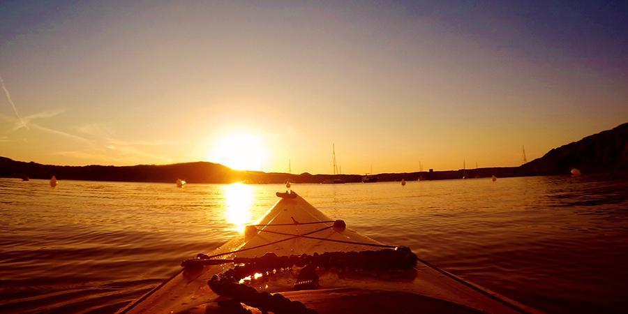 sunset kayak menorca