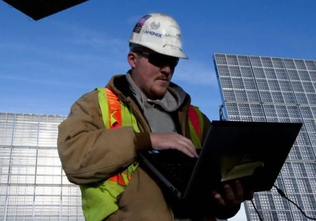Check Out the Best Paying Jobs in the Energy Sector