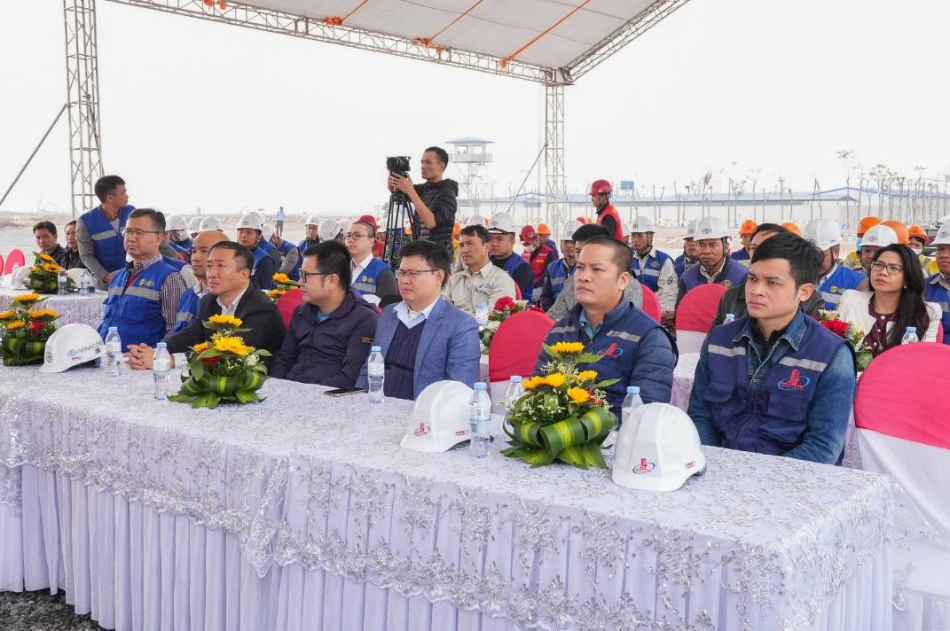 Ra quân đầu Xuân tại dự án xây dựng Khu công nghiệp sạch tỉnh Hưng Yên