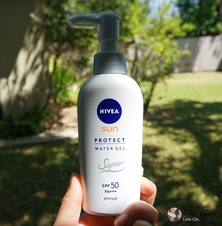 kem-chong-nang-cua-nivea-Sun Protect Water Gel SPF 50 PA+++.jpg