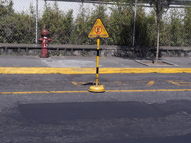 Cooperativa De Taxis Hospital Metropolitano