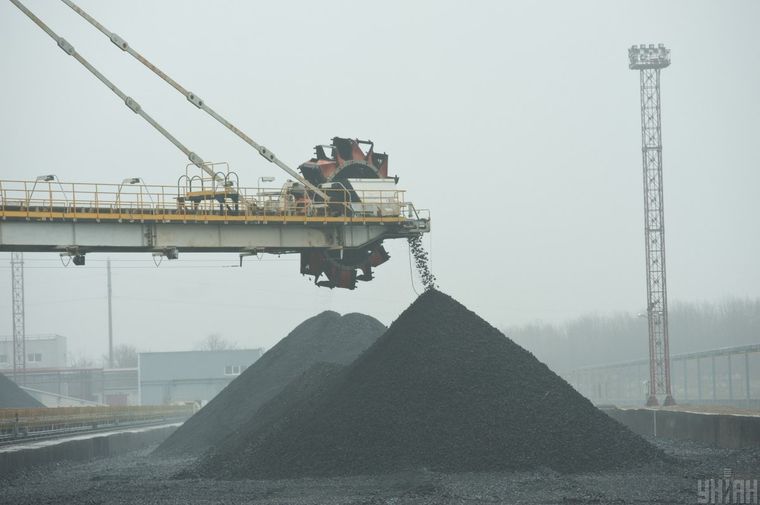 Базисный склад угля (БСУ) на территории ОАО «Запорожсталь», 7 декабря 2012 года