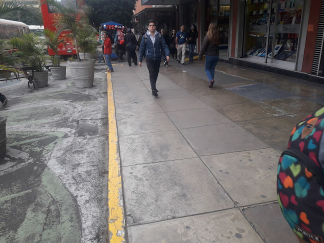 Opiniones de Estudio Salazar Gamarra Abogados en Miraflores - Abogado