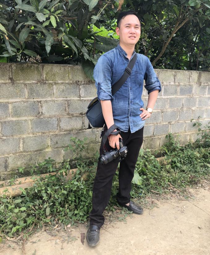Phóng viên Quang Hùng báo điện tử Vietnamnet