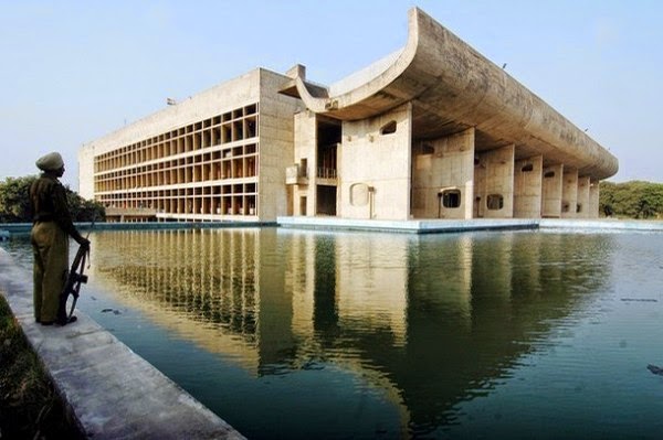 Palácio da Assembleia - Índia