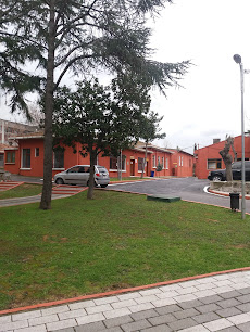İstanbul-Üsküdar Selimiye Mesleki ve Teknik Anadolu Lisesi Hayvan Hastanesi