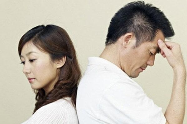 Có nên ly hôn vì nghi ngờ vợ ngoại tình?