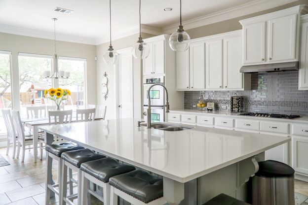 selecting the right cabinets for your kitchen